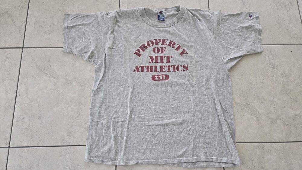 Champion MIT Massachusetts Institute of Technology tshirt 2XL